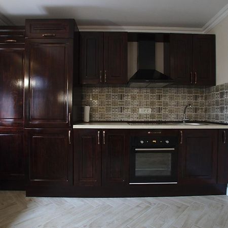 Apartament Amber Brăila エクステリア 写真